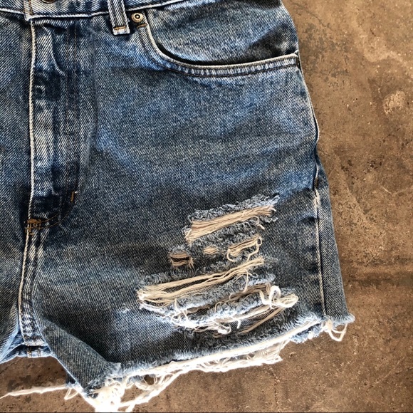 90s Vintage Levi’s Style Cut Off Jean Shorts 4 - Picture 5 of 10